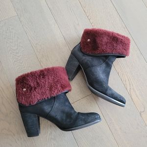 UGG Layna boots size 8.5